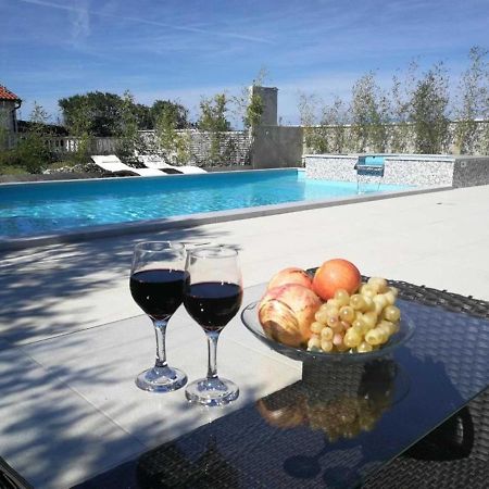 Villa Flora Maris Apartments Privlaka  Esterno foto