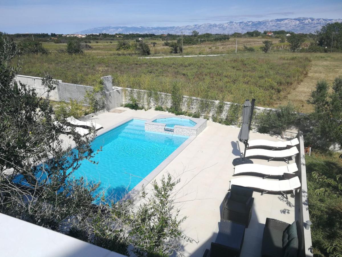 Villa Flora Maris Apartments Privlaka  Esterno foto