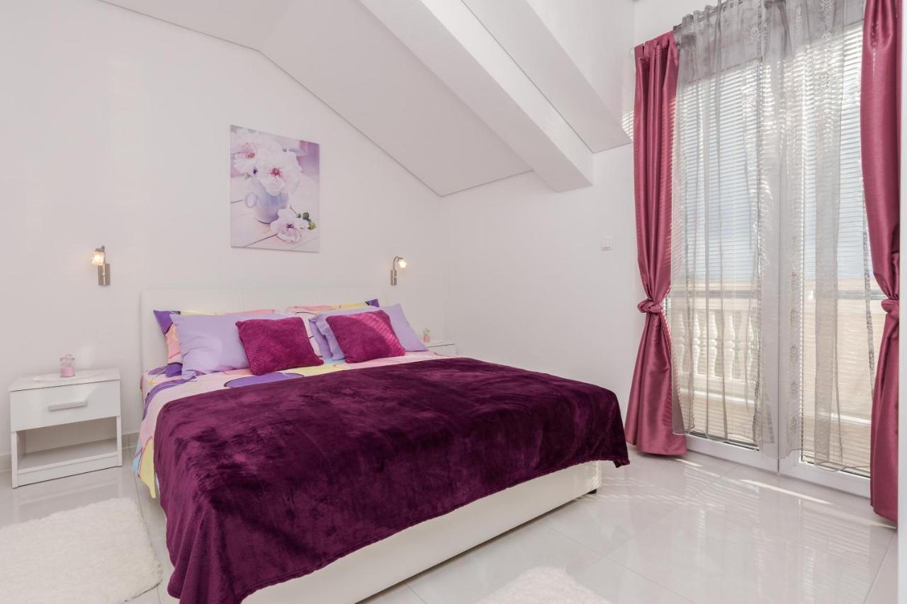 Villa Flora Maris Apartments Privlaka  Esterno foto