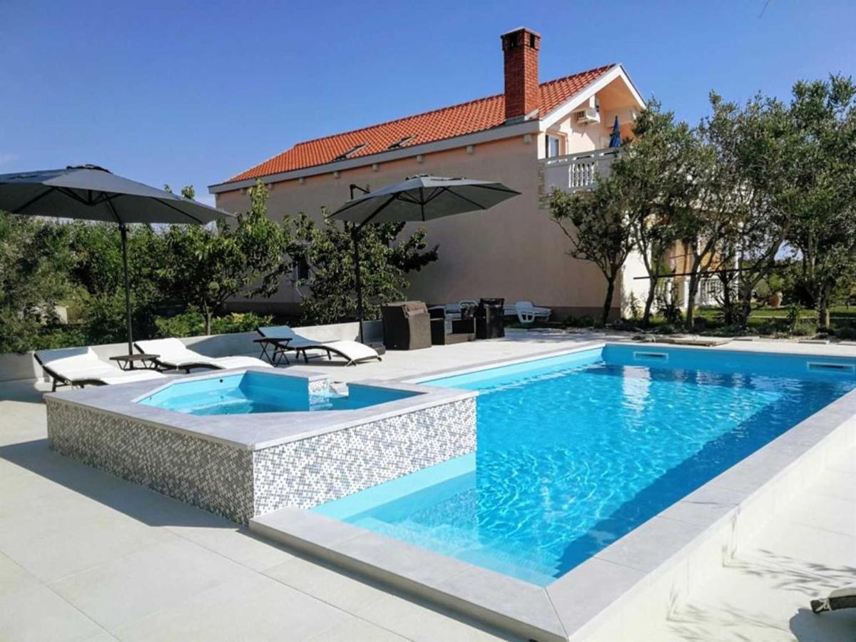 Villa Flora Maris Apartments Privlaka  Esterno foto